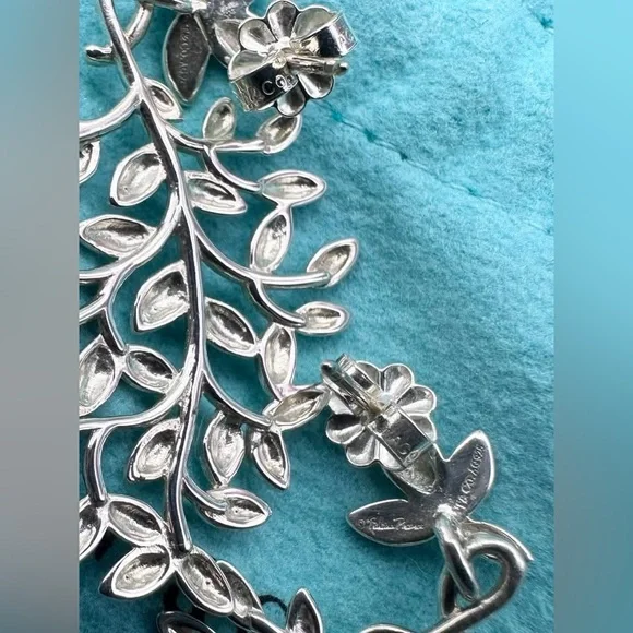 Tiffany & Co. Euc olive leaf dangle earrings (big size) in sterling silver - Picture 8 of 8